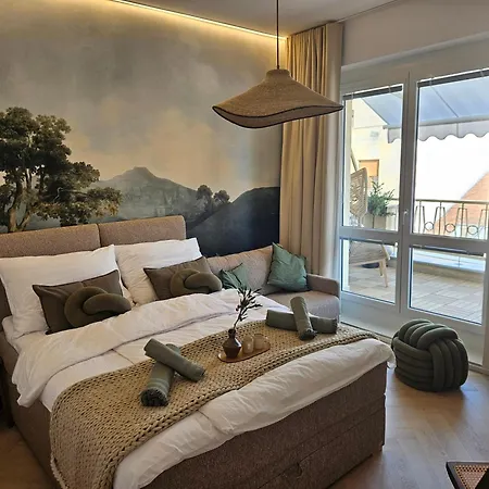 Terrace In Old Town - Castle & Cathedral View Братислава