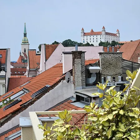 Terrace In Old Town - Castle & Cathedral View Apartment Pressburg